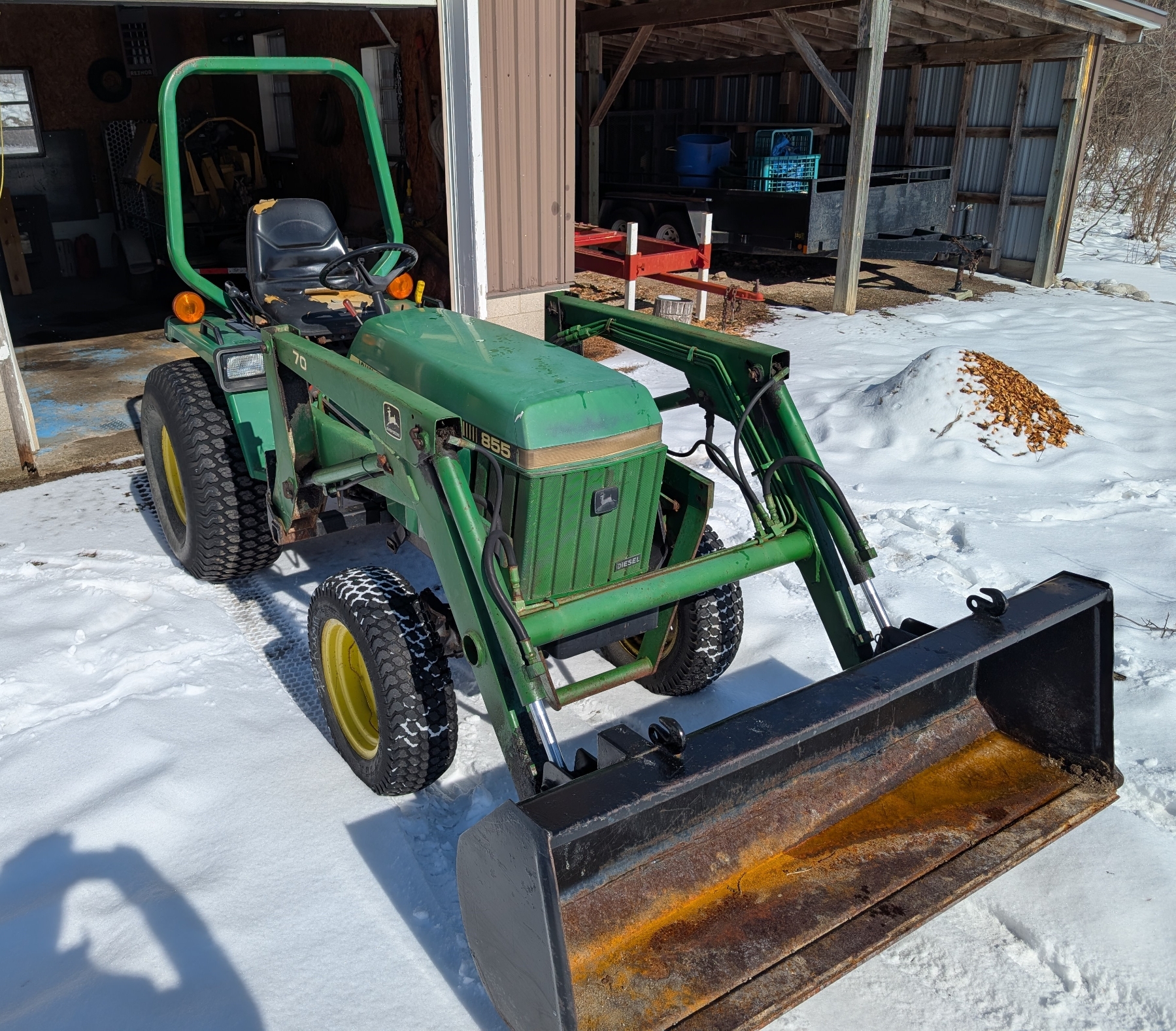 John Deere 855 4WD W/ Loader
